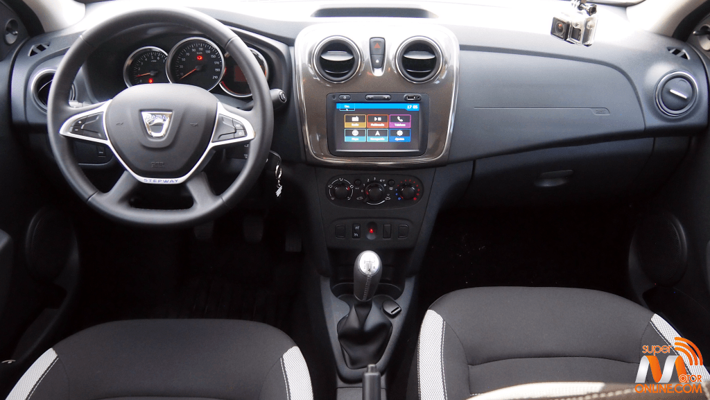 Al volante del Dacia Sandero Stepway 2017 Al volante del Dacia Sandero Stepway 2017