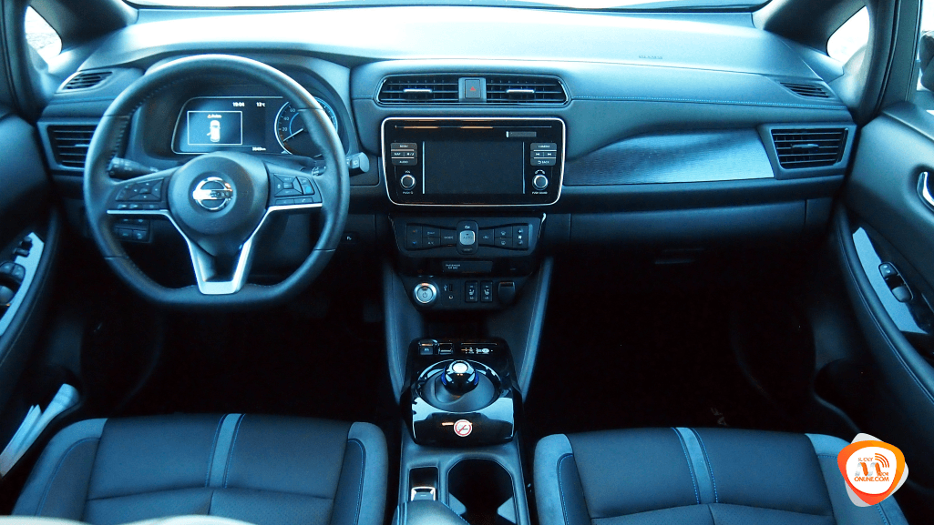 Al-volante-del-Nissan-Leaf-2018_SPM_10 Nissan Leaf 2018 vs. Smart FourFour EQ