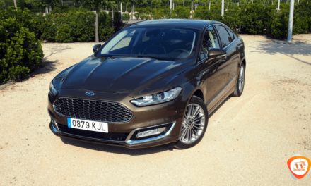 Al volante del Ford Mondeo Vignale Hybrid 2018