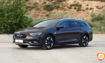 Al volante del Opel Insignia Country Tourer 2018