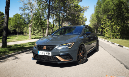 Al volante del SEAT León CUPRA R ST 2019