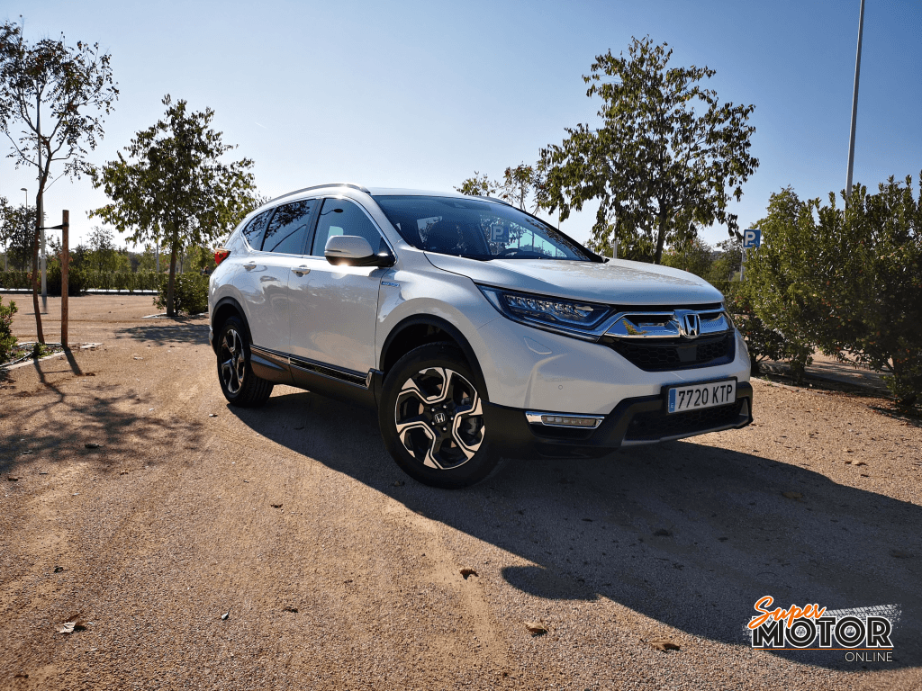Al volante del Honda CR-V Hybrid AWD 2019