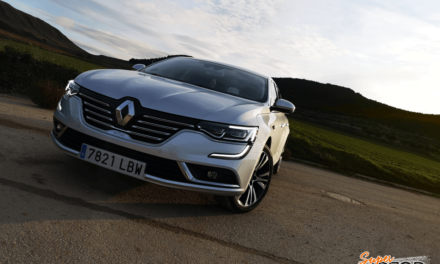 Al volante del Renault Talisman Initiale Paris 2019