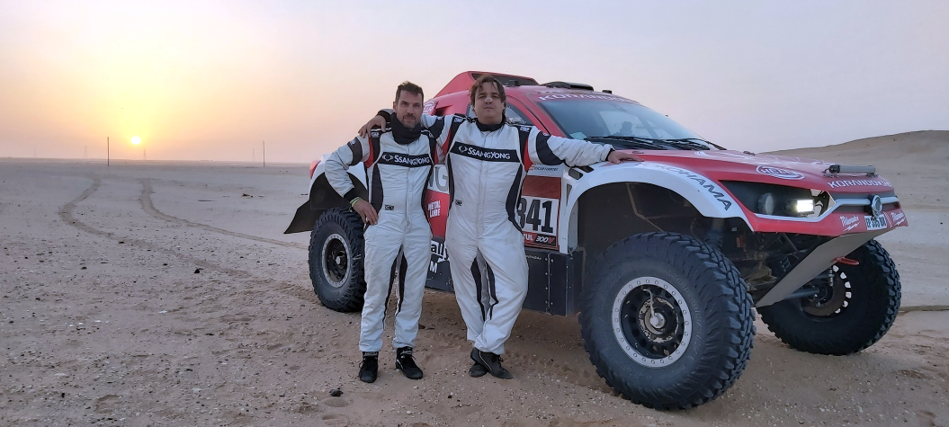 Óscar Fuertes y Diego Vallejo terminan el mejor Dakar de la historia de SsangYong Motorsport