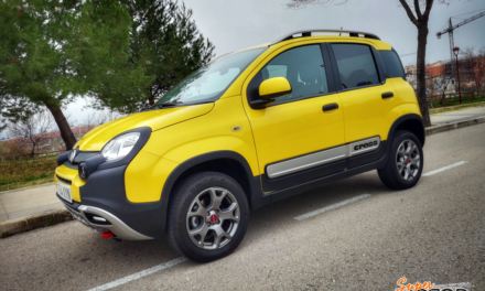 Al volante del Fiat Panda Cross 4×4 2020