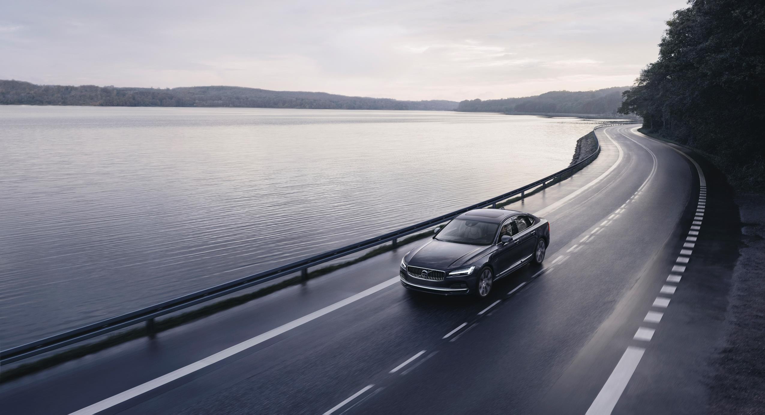 Velocidad limitada a 180 km/h y Care Key en todos los Volvo