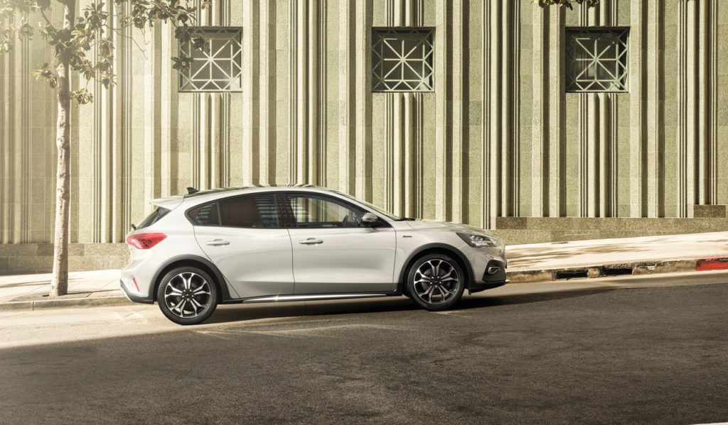 Ford Focus EcoBoost Hybrid electrificado