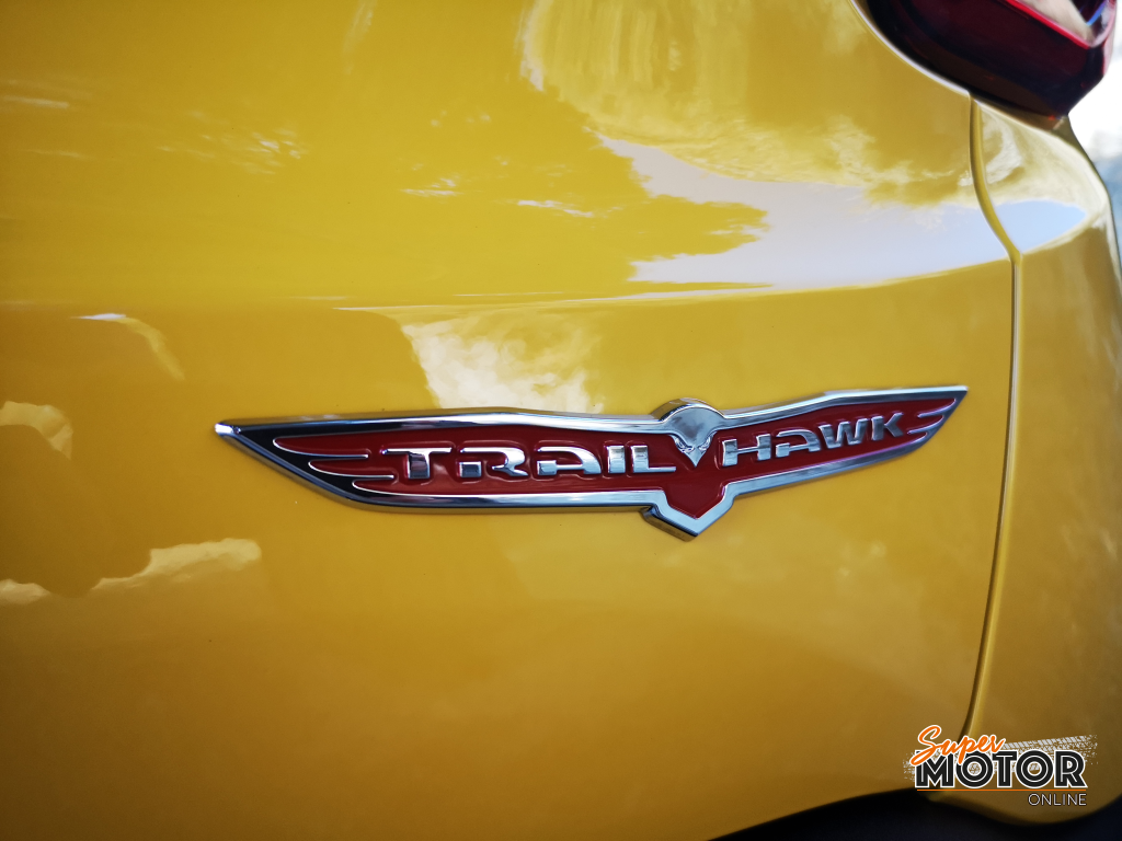 Al volante del Jeep Renegade 2020 Al volante del Jeep Renegade 2020