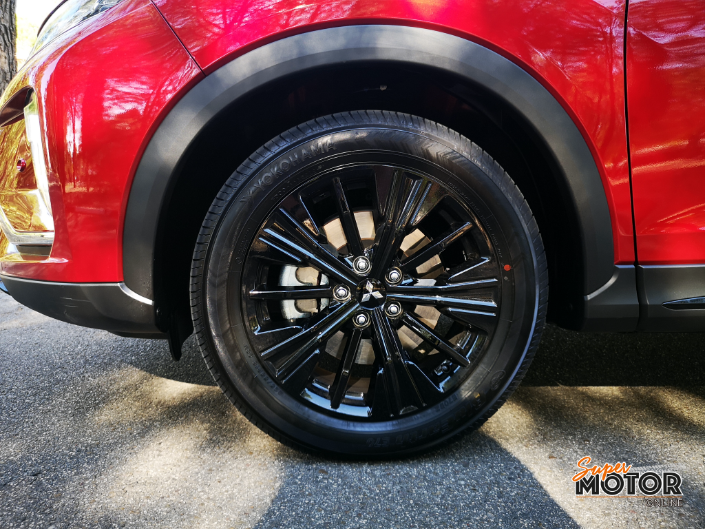 Al volante del Mitsubishi Eclipse Cross Black Edition 2020 Al volante del Mitsubishi Eclipse Cross Black Edition 2020