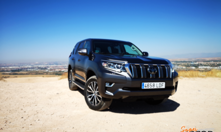 Al volante del Toyota Land Cruiser 2020
