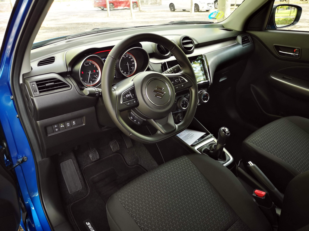 Probamos el nuevo Suzuki Across y Swift Hybrid 2020 Probamos el nuevo Suzuki Across y Swift Hybrid 2020