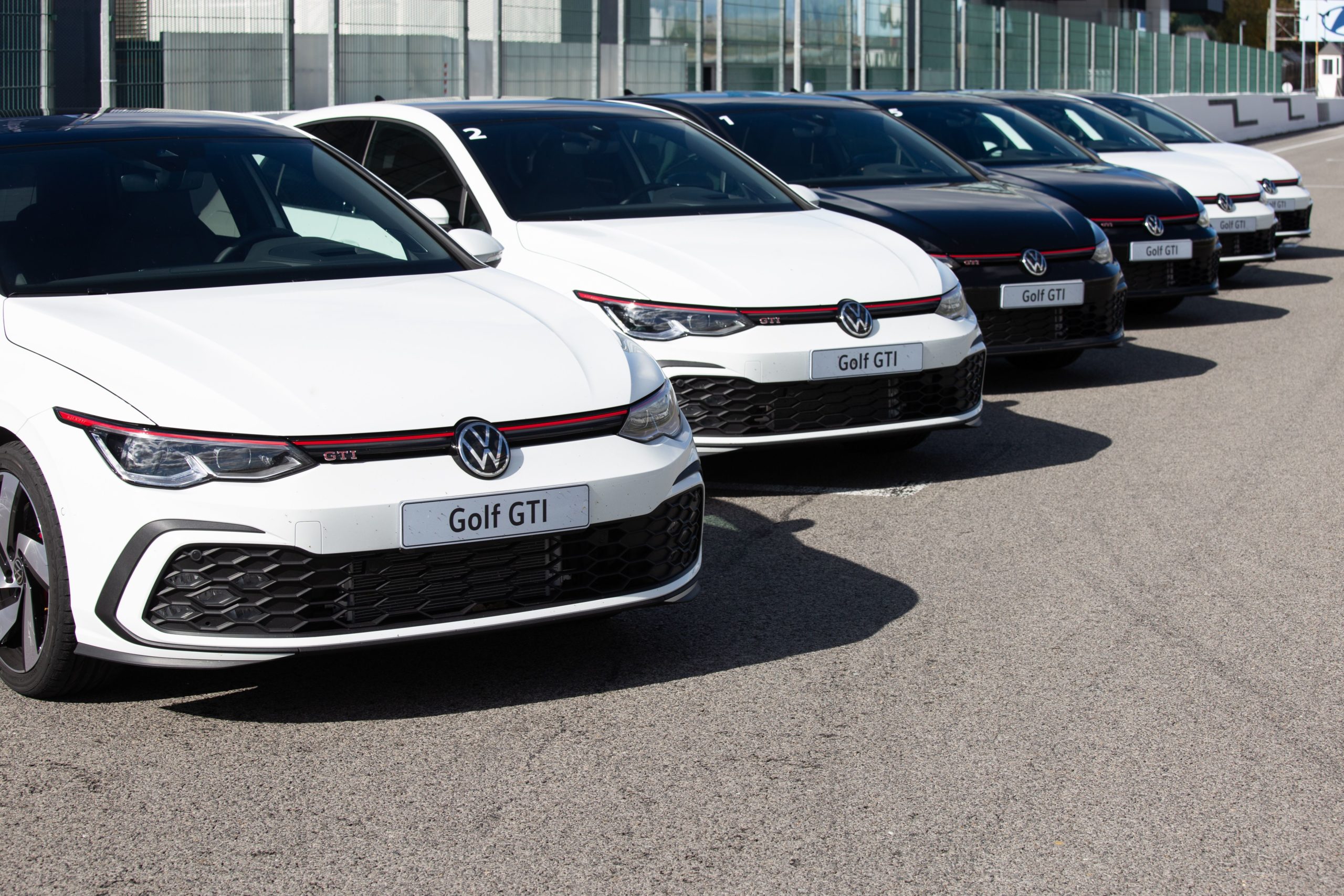 Nuevo VW GOLF GTi de 8va Generación Nuevo VW GOLF GTi de 8va Generación