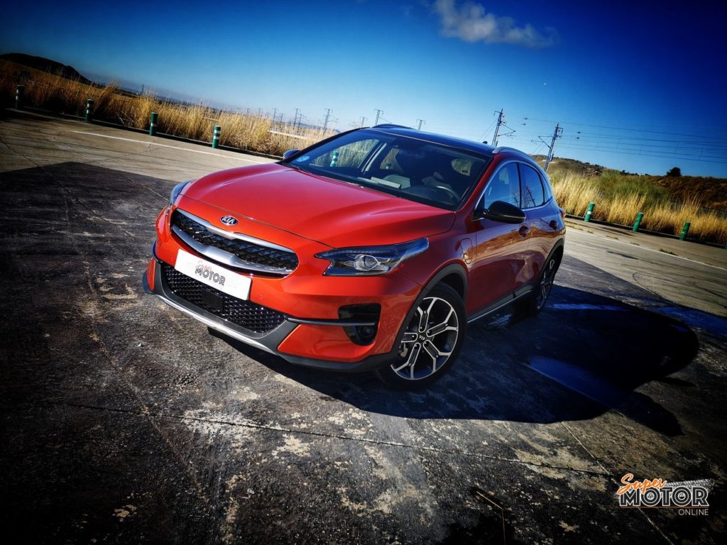Al volante del Kia X-Ceed PHEV 2020