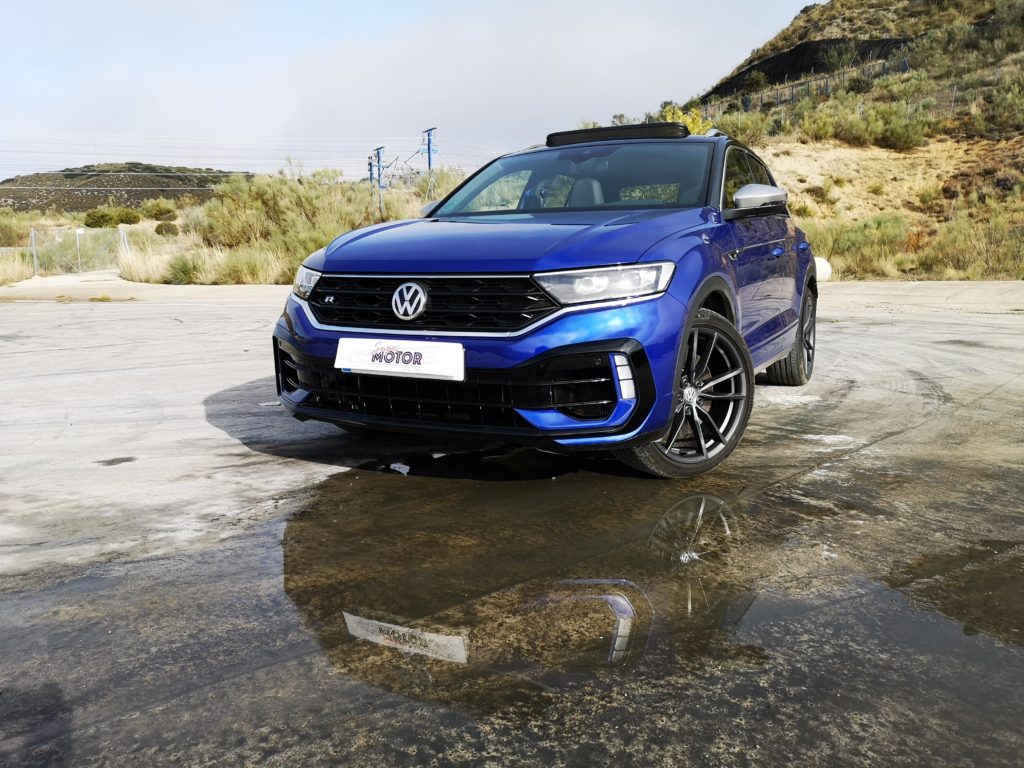 Al volante del Volkswagen T-ROC R