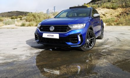 Al volante del Volkswagen T-ROC R 2020
