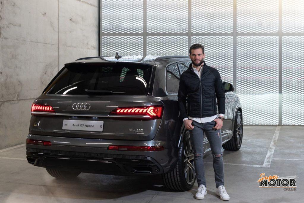 Los jugadores del Real Madrid C.F. reciben las llaves de sus nuevos Audi