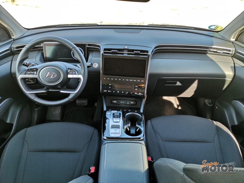 Al volante del Hyundai Tucson Hybrid 2022