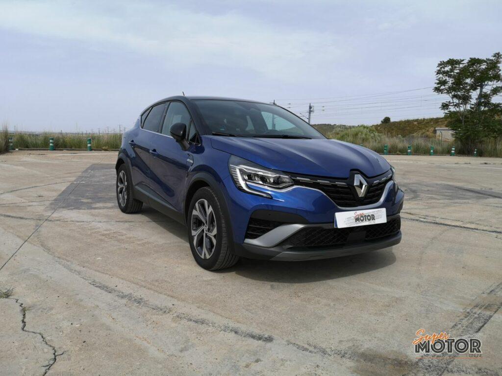 Al volante del Renault Captur E-Tech Hybrid 2022