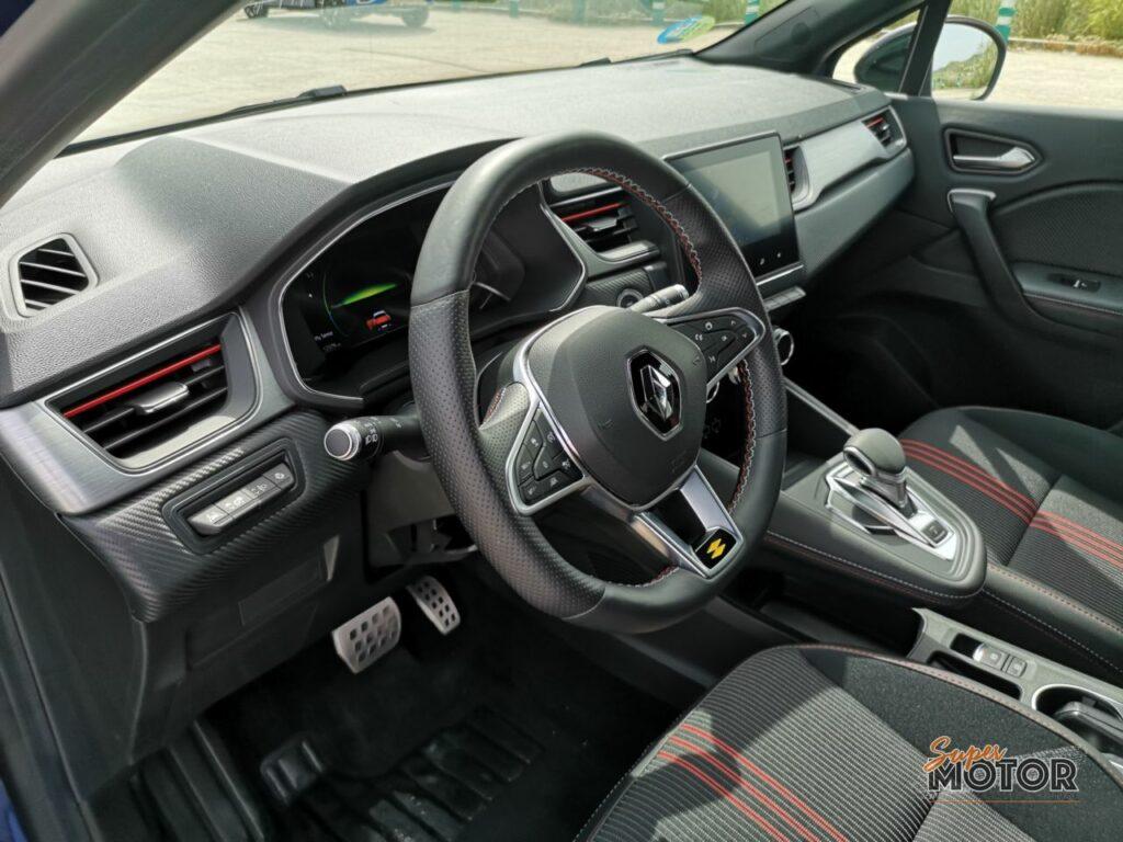 Al volante del Renault Captur E-Tech Hybrid 2022