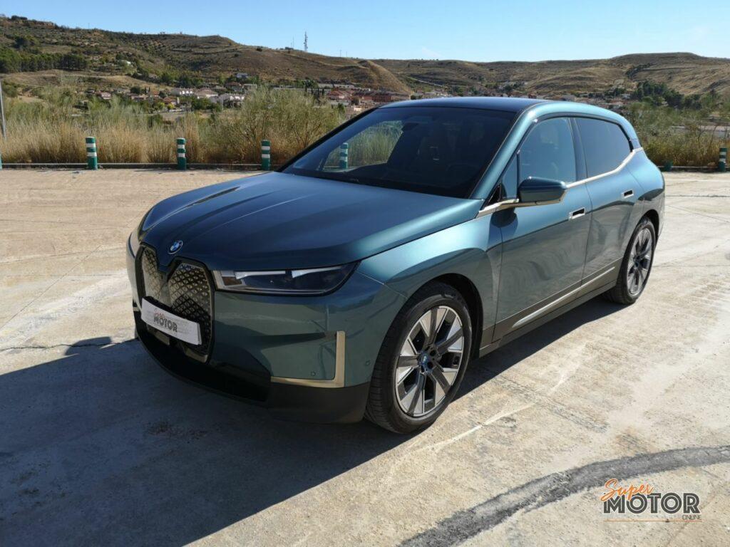 Al volante del BMW iX 2022