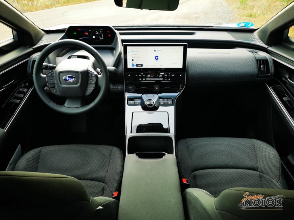 Al volante del Subaru Solterra 2023