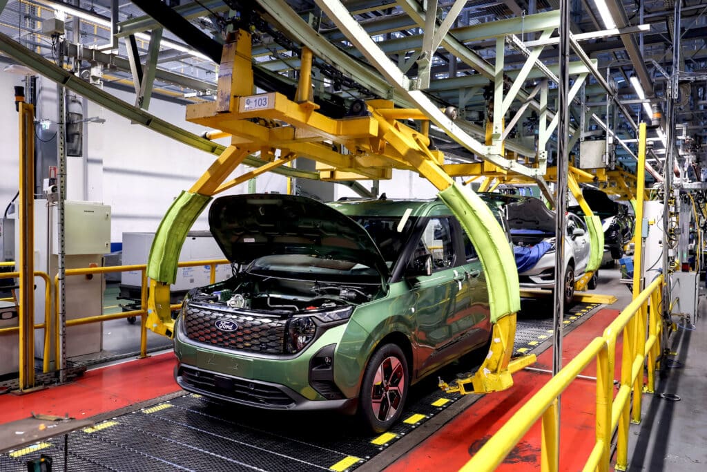 Ford amplía su ofensiva eléctrica en Europa con la producción de tres nuevos modelos