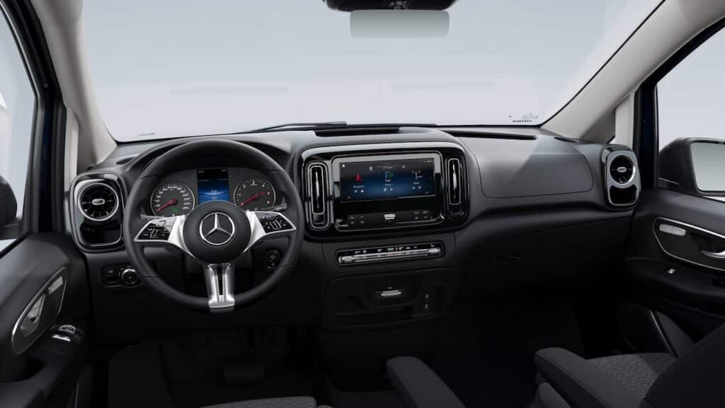 Al volante del Mercedes-Benz VITO 2025