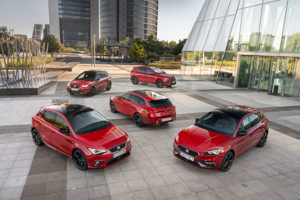 SEAT celebra su espíritu deportivo con la nueva gama FR 75 Aniversario