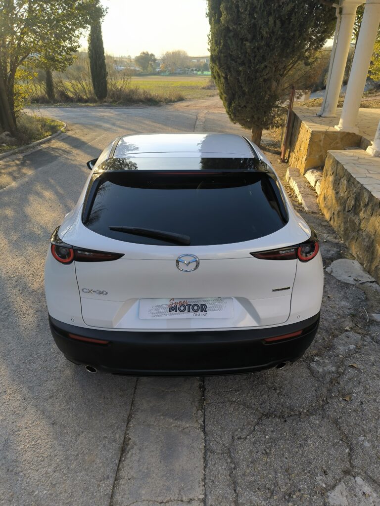 Al volante del Mazda CX-30 2025