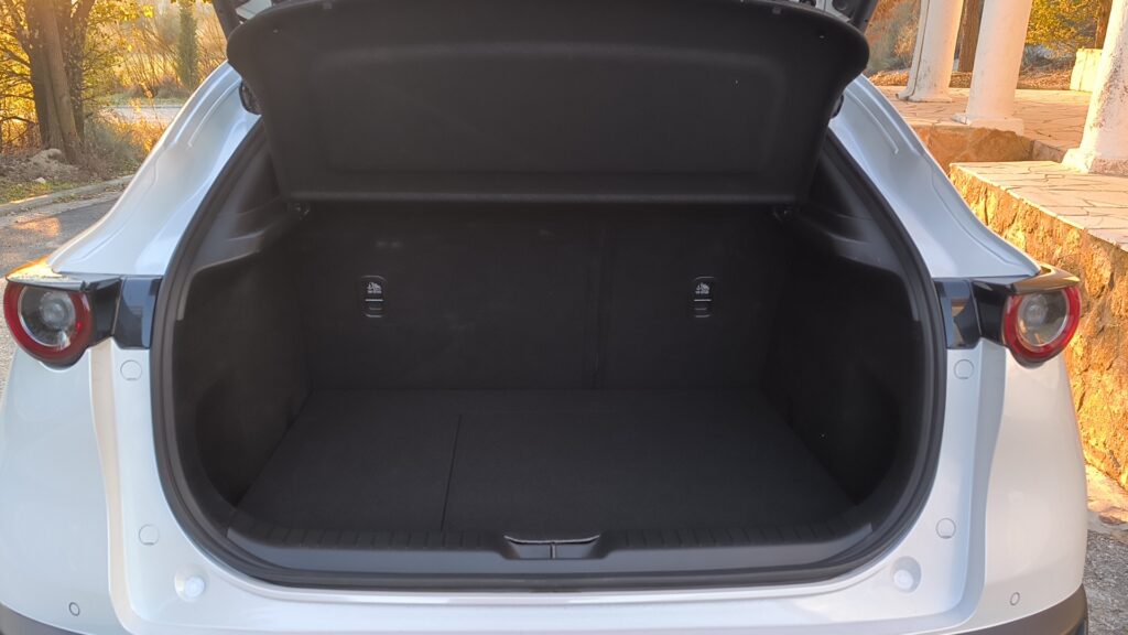 Al volante del Mazda CX-30 2025