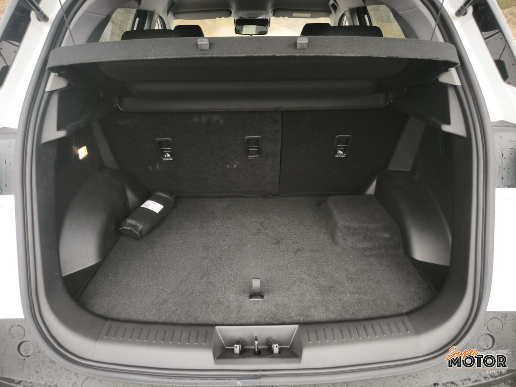 Al volante del Ebro S400 Excellence 2026