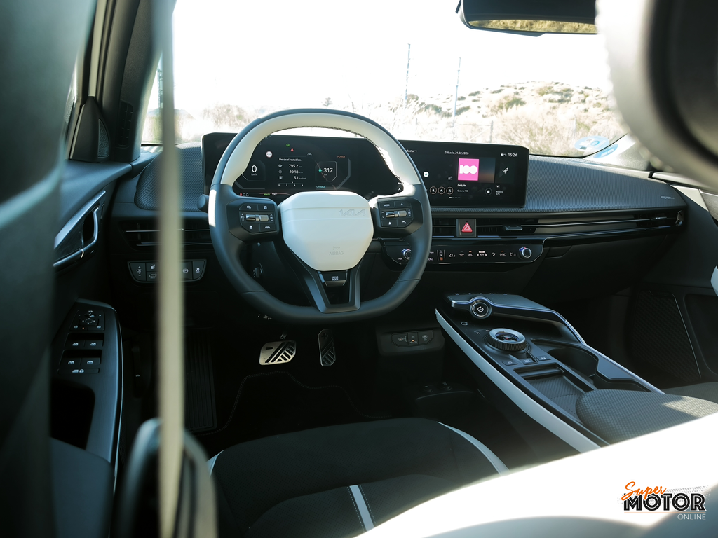Al volante del KIA EV6 RWD GT Line 2026