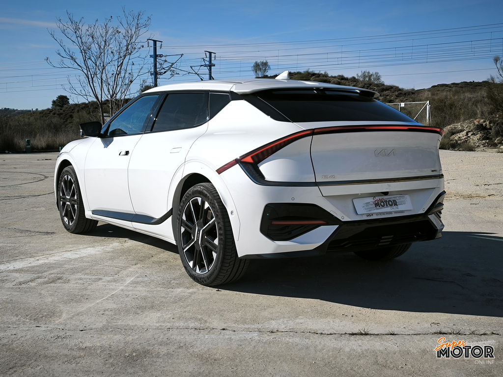 Al volante del KIA EV6 RWD GT Line 2026