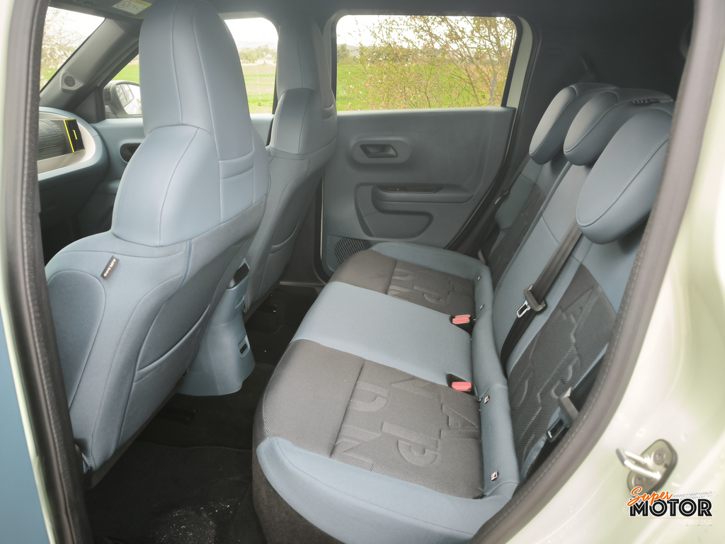 Al volante del Fiat Grande Panda hybrid 2026