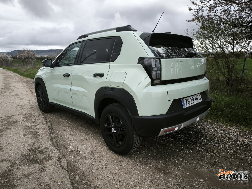 Al volante del Fiat Grande Panda hybrid 2026