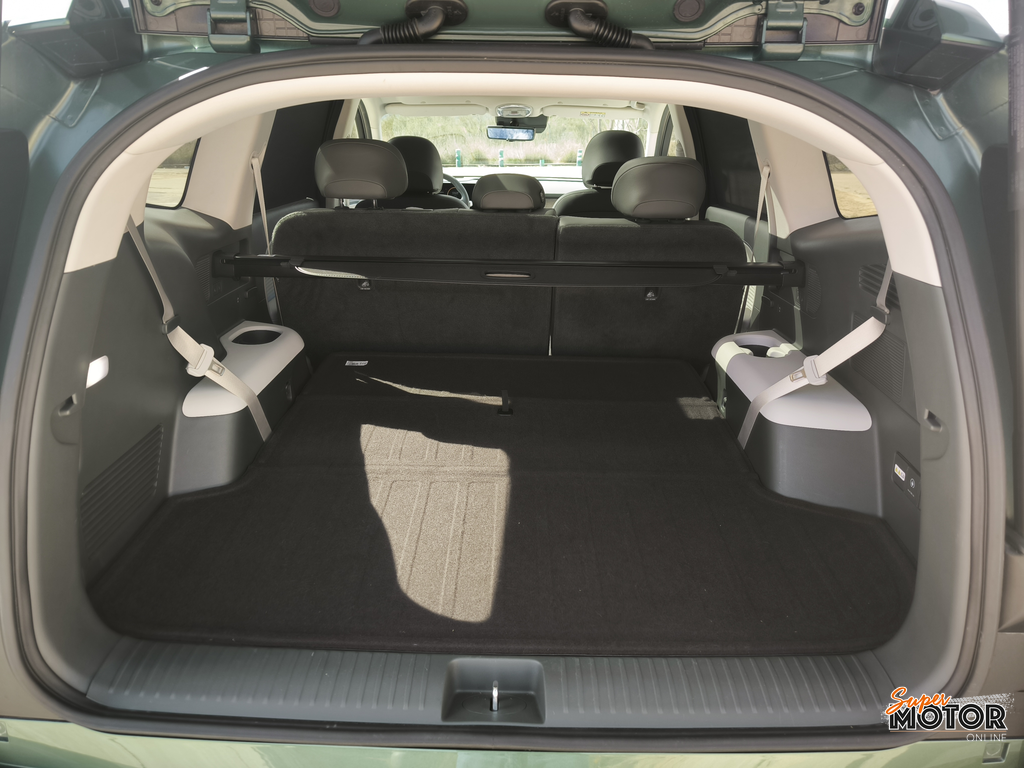 Al volante del Hyundai IONIQ 9 AWD 2026