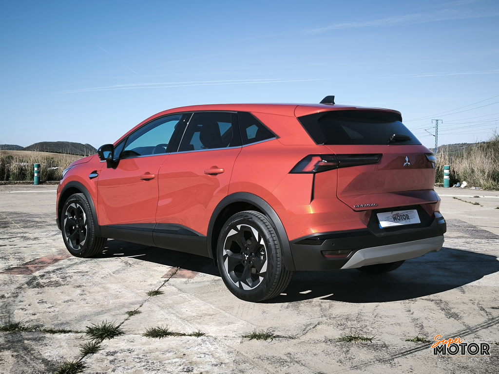 Al volante del Mitsubishi Grandis 2026