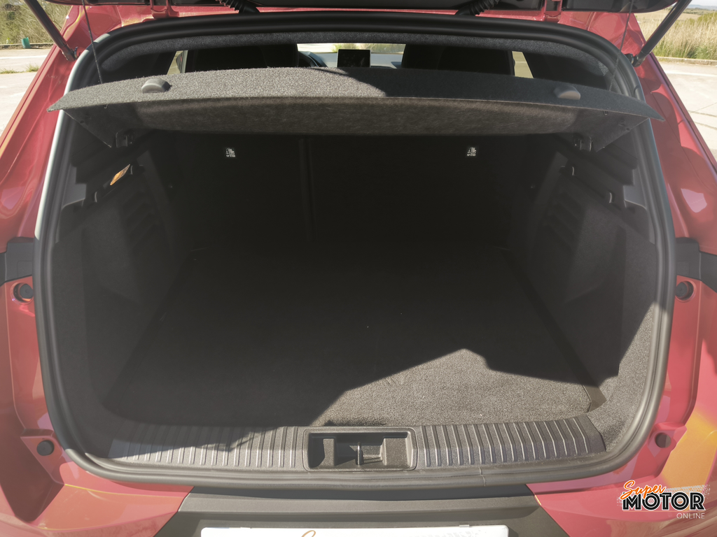 Al volante del Mitsubishi Grandis 2026