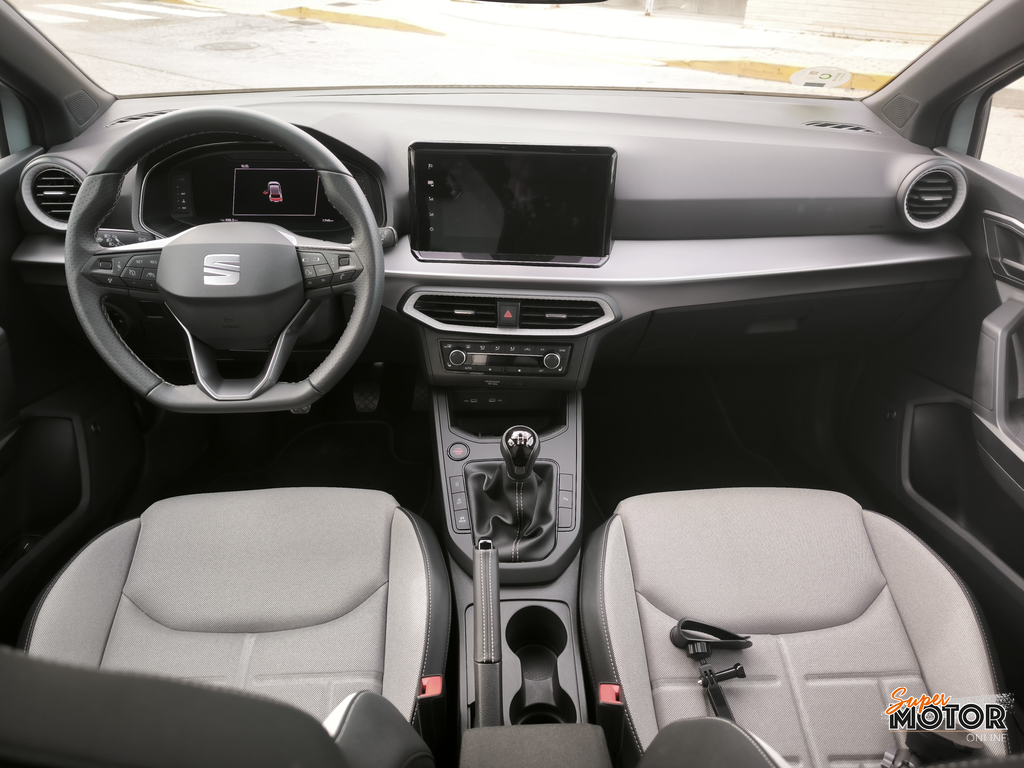 Al volante del Seat Ibiza FR 2026