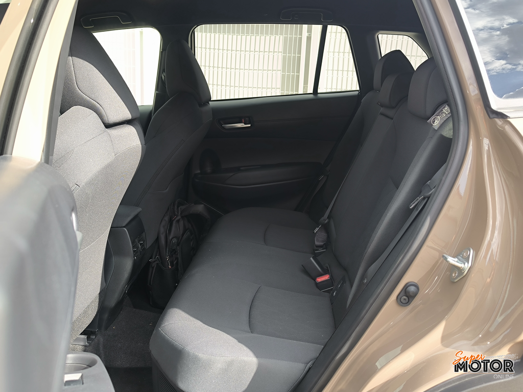 Al volante del Toyota Corolla Cross 2026