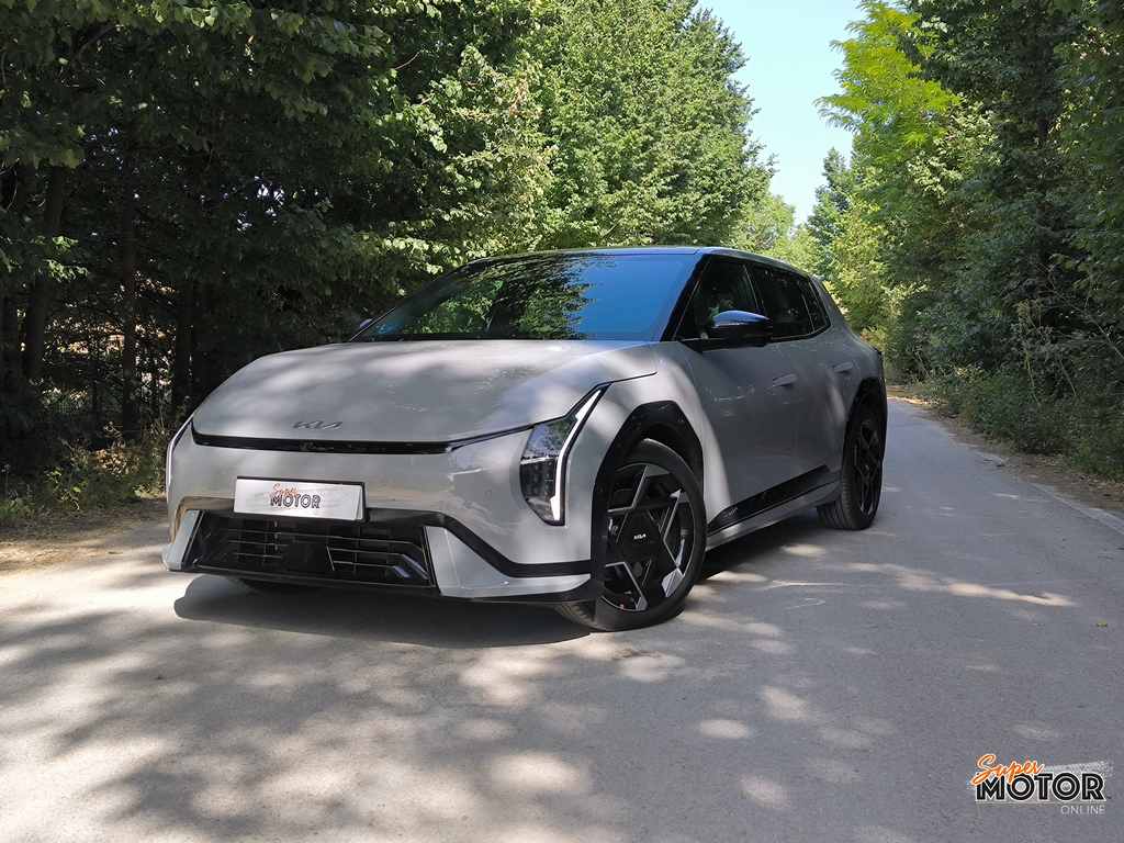 Al volante del KIA EV4 Hatch GT-Line 2026