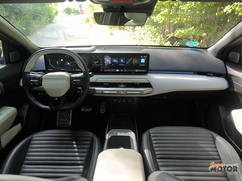 Al volante del KIA EV4 Hatch GT-Line 2026