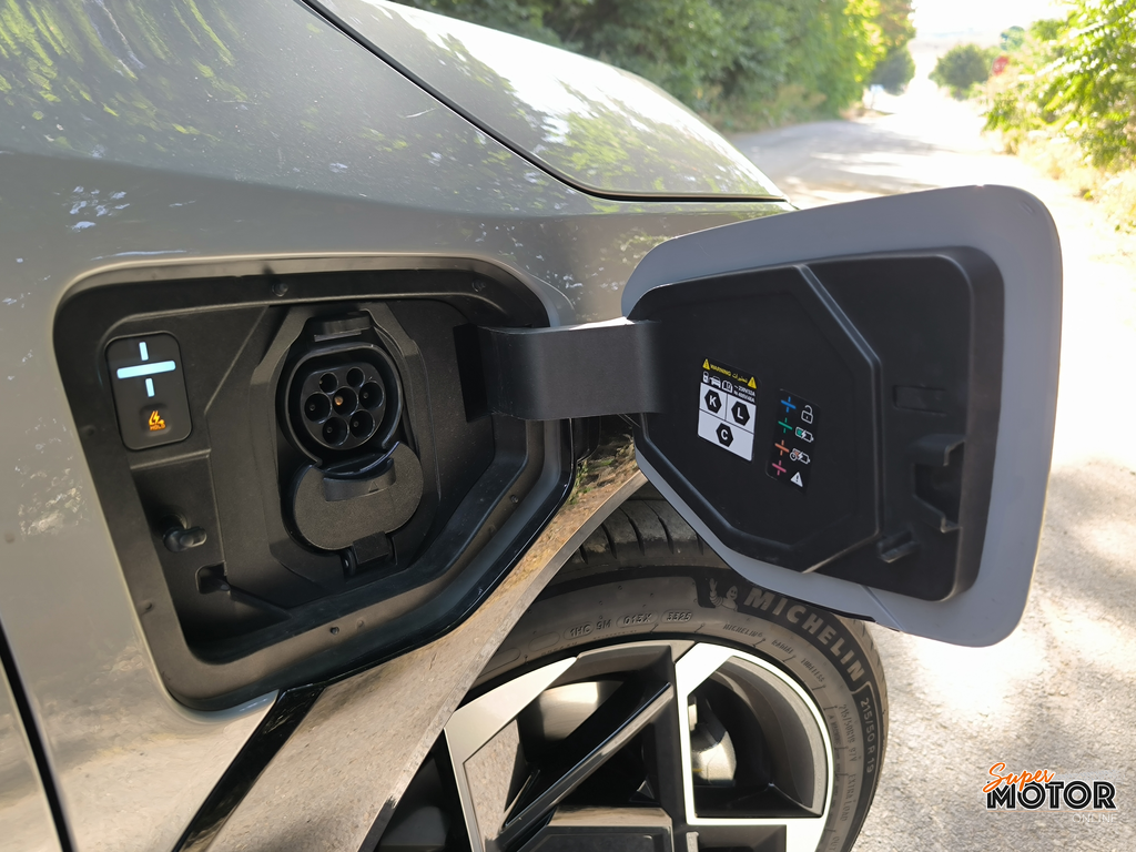 Al volante del KIA EV4 Hatch GT-Line 2026