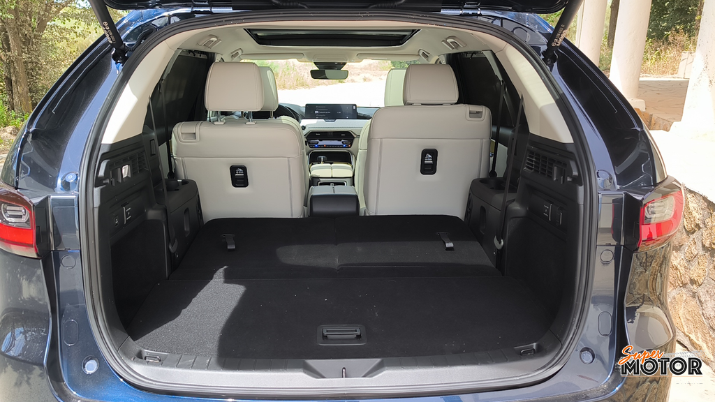 Al volante del Mazda CX-80 AWD PHEV 2026