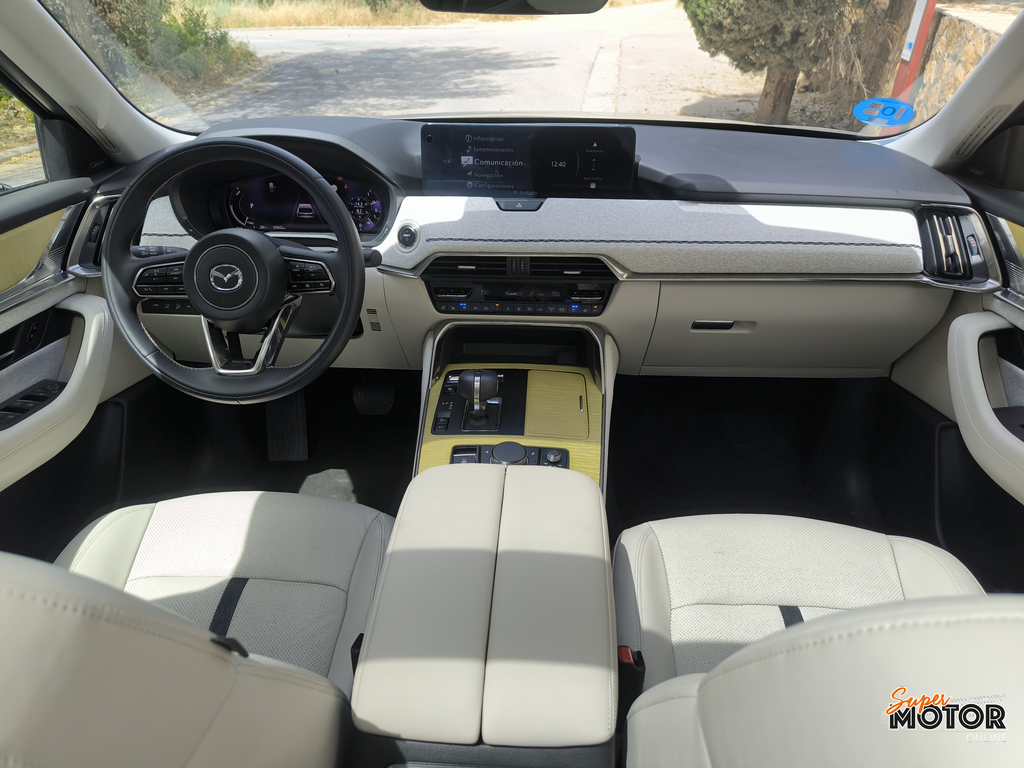 Al volante del Mazda CX-80 AWD PHEV 2026