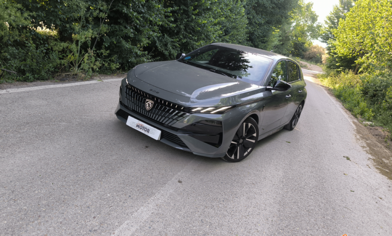 Al volante del Peugeot 308 GT Line PHEV 2026