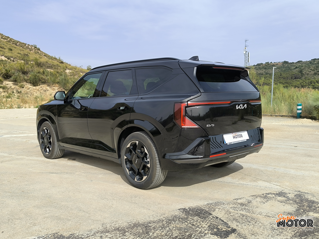 Al volante del Kia EV5 GT-Line 2026